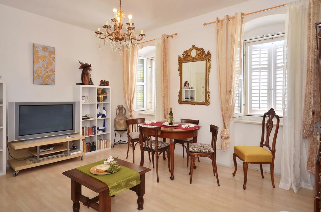 Apartment Pere S Mora มีมิตเซ ห้อง รูปภาพ